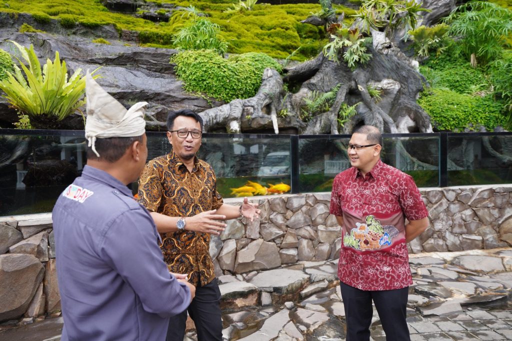 Siap Sambut Wisatawan, Pj. Wali Kota Batu Aries Pastikan Destinasi Wisata dan Akomodasi&nbsp;Penginapan