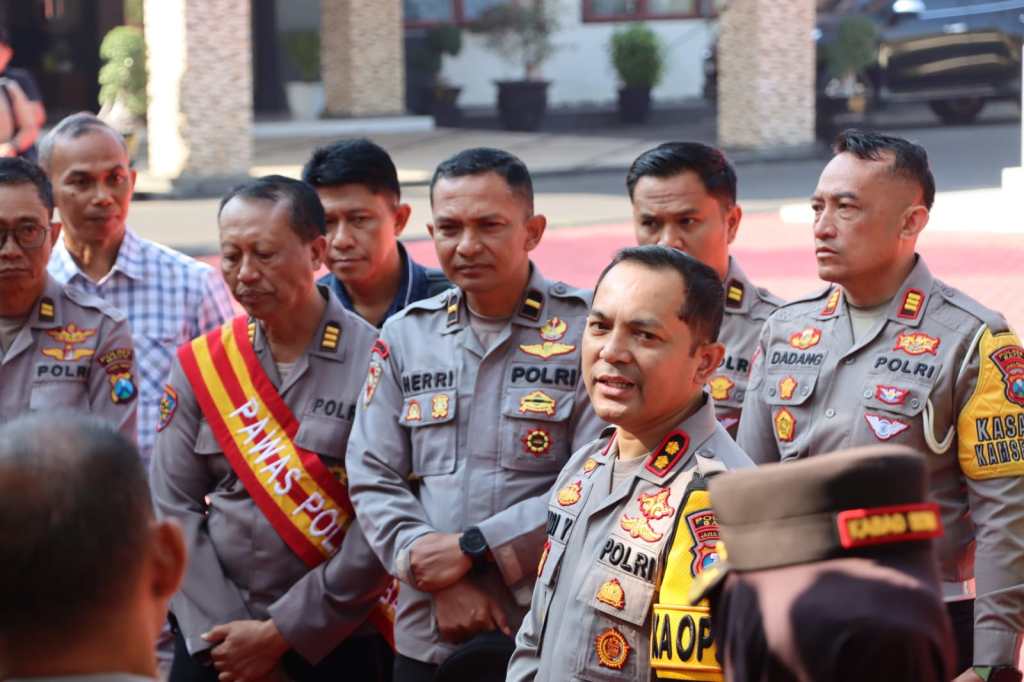 Waspada! Modus Penipuan WhatsApp Catut Nama Kapolres Batu AKBP Andi Yudha&nbsp;Pranata